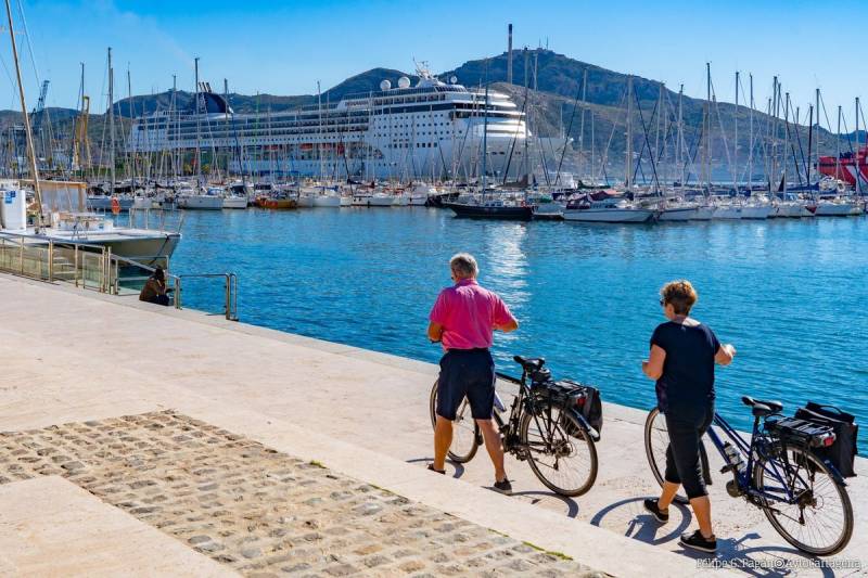 Cartagena cyclists highlight hypocritical Renfe decision to ban cycles from Los Nietos service