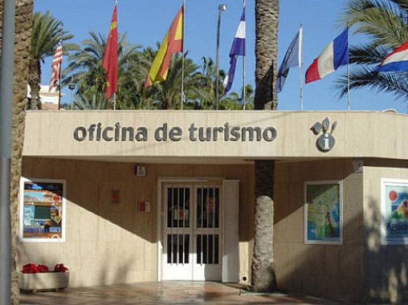 Aguilas tourist office adopts summer opening hours