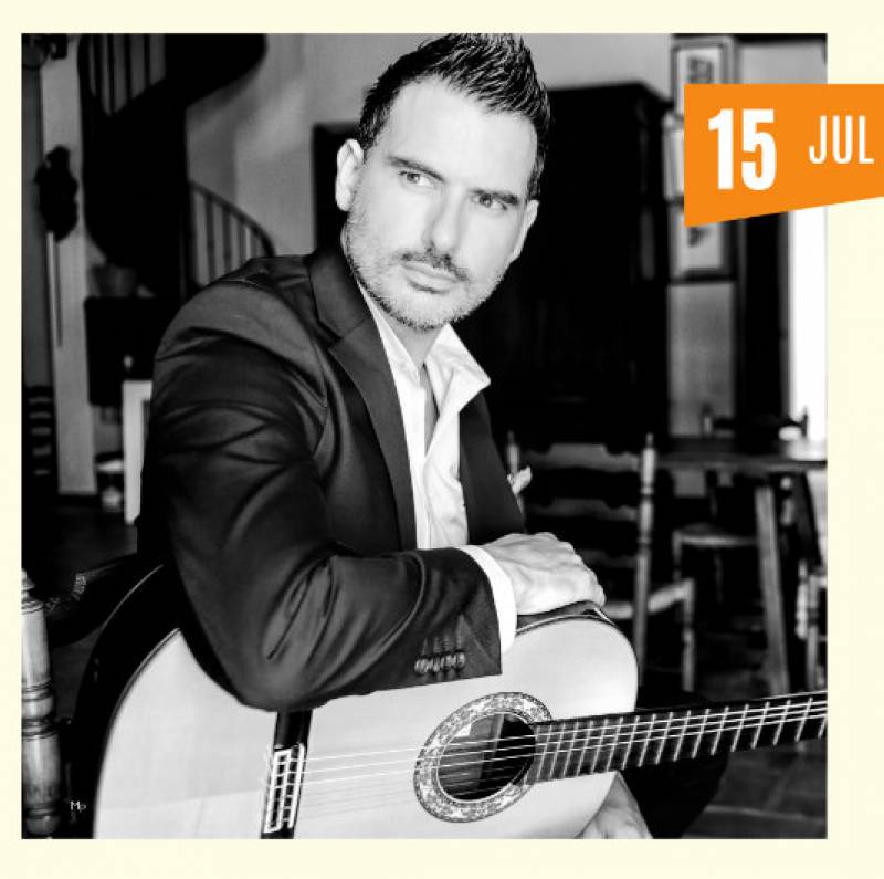 July 15 Guitarist Carlos Piñana in a free concert at the Mirador de Bahía in Puerto de Mazarron