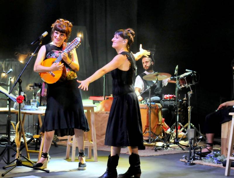 Rozalen goes back to her roots at Mar de Musicas