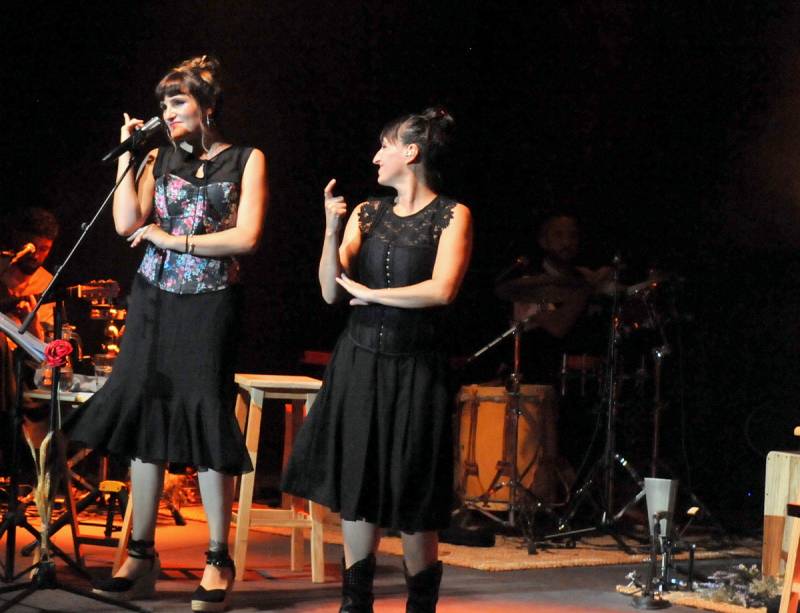 Rozalen goes back to her roots at Mar de Musicas