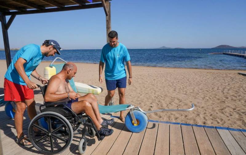 Amphibious bathing chairs in service for the disabled at the three Cartagena beaches