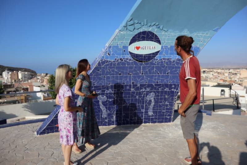 Sea mosaic decorates Mirador de La Calica in Aguilas