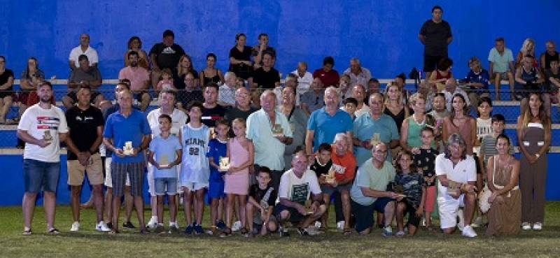 The Bala Azul CD Football Club pays tribute to its veterans on the 75th anniversary of their founding