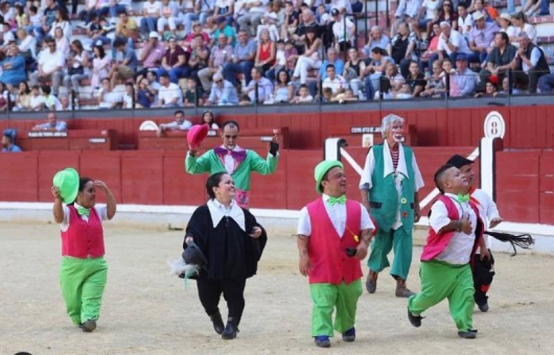 Activists call for dwarf bullfighting ban at Murcia September Fair