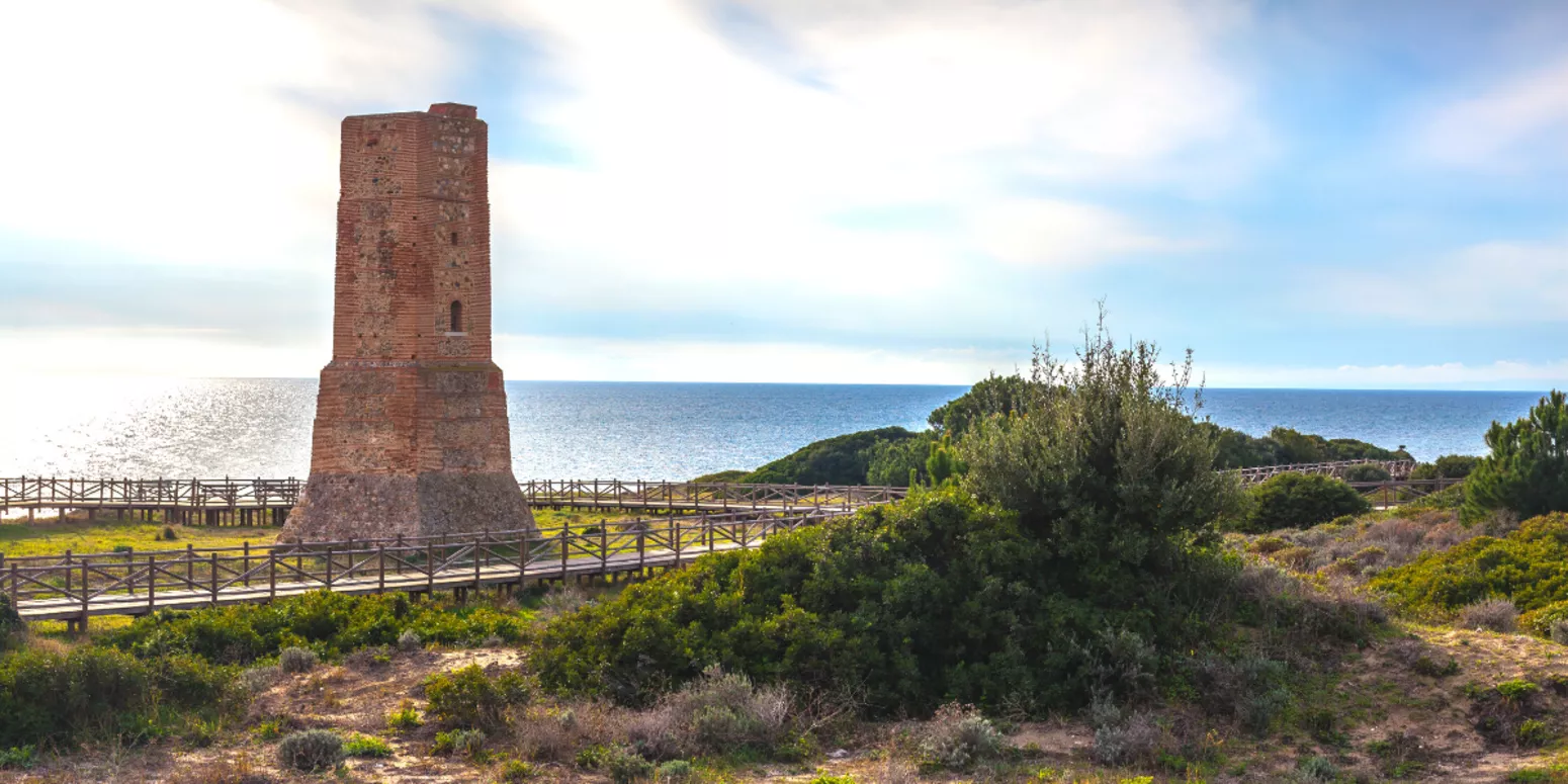 Elderly foreigner drowns on beach in Marbella, Costa del Sol