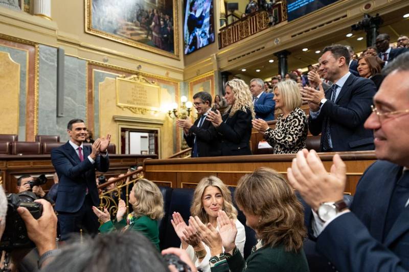 Sanchez wins another 4-year term as president of the Spanish government 