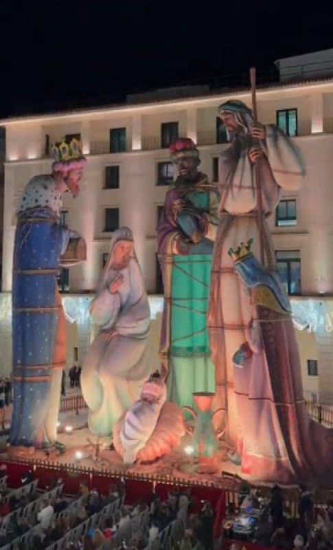 Alicante unveils the biggest Nativity scene in the world