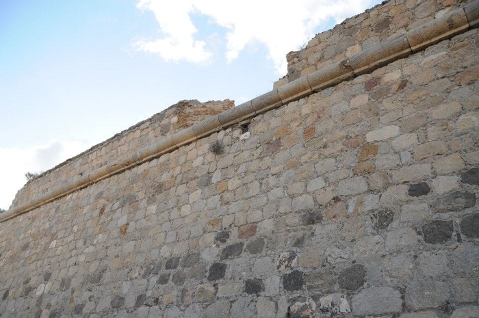The Castillo de los Moros in Cartagena in need of love and care