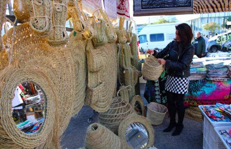 The massive Thursday market in Lorca prepares for a Three Kings bonanza edition on January 4