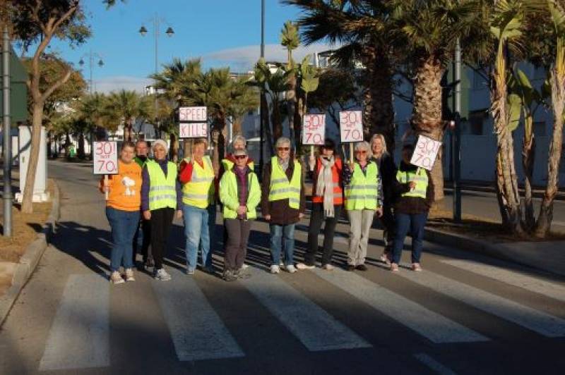 Condado de Alhama residents protest against drivers speeding on the resort