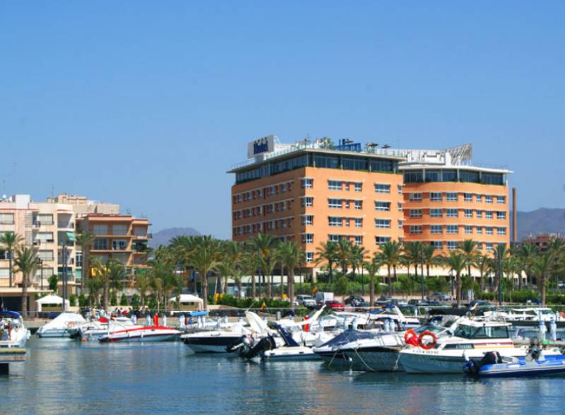 New waterfront hotel opens its doors in Aguilas