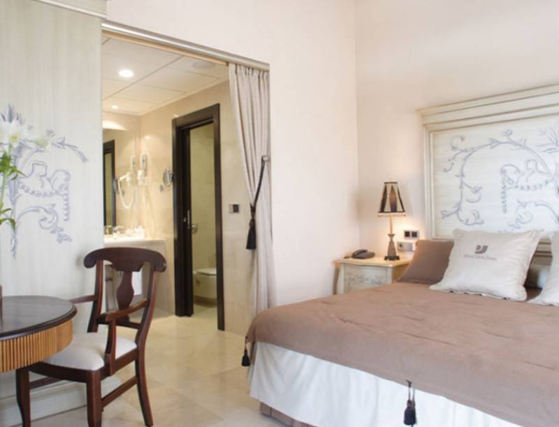 New waterfront hotel opens its doors in Aguilas