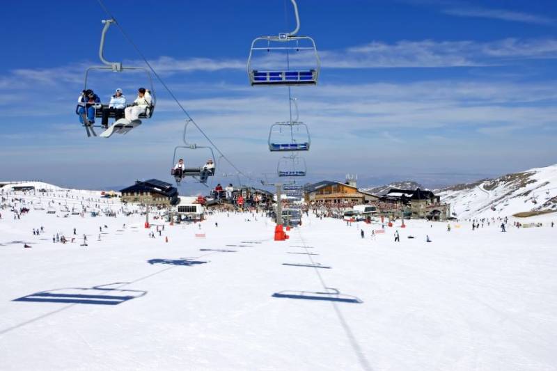 Mazarron Council announce exciting skiing trip to Sierra Nevada for young people