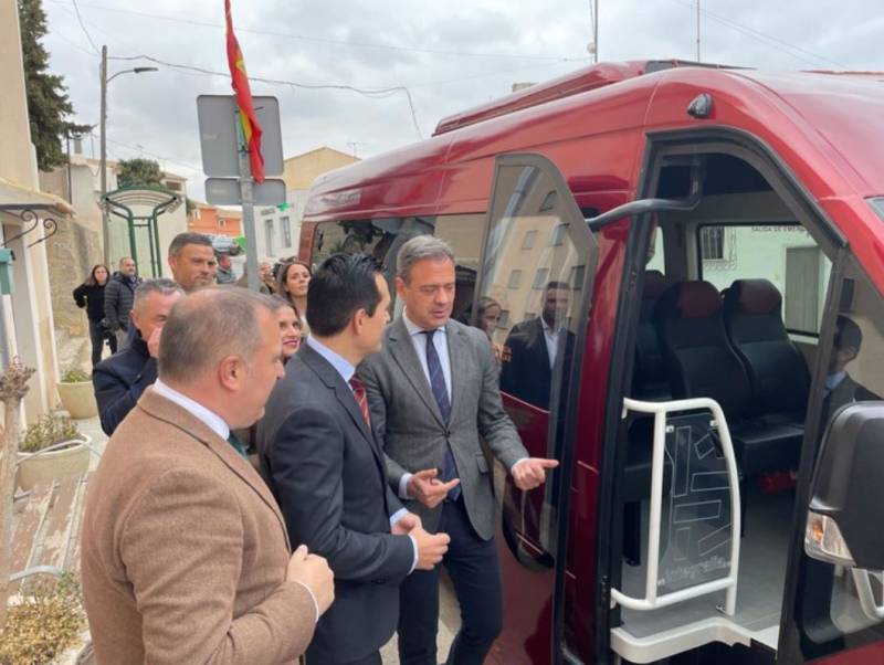 New on-demand buses improve transport links between northern Murcia towns
