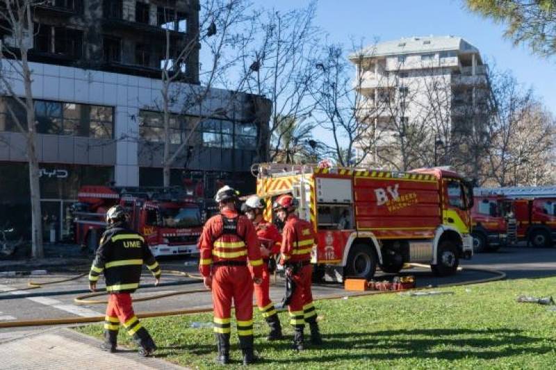 Tenth dead body found in Valencia tower block fire