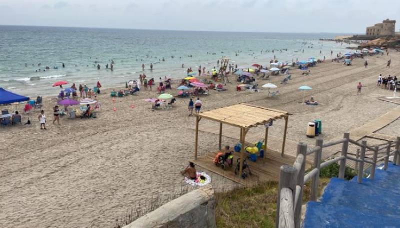 Pilar de la Horadada will close all its beaches for one night