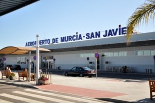 <span style='color:#780948'>ARCHIVED</span> - San Javier airport wins prestigious quality award