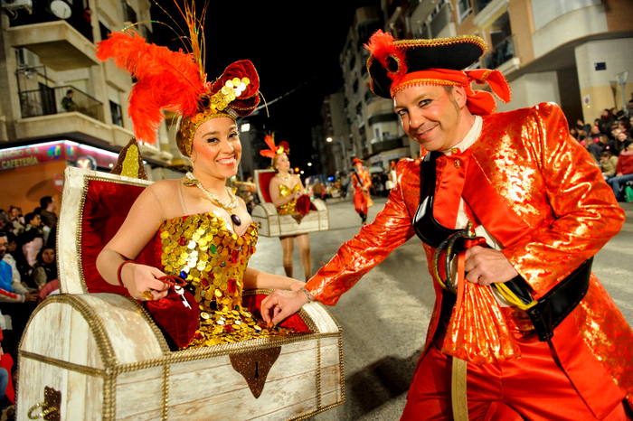 Bling and bottoms are back at Aguilas carnival