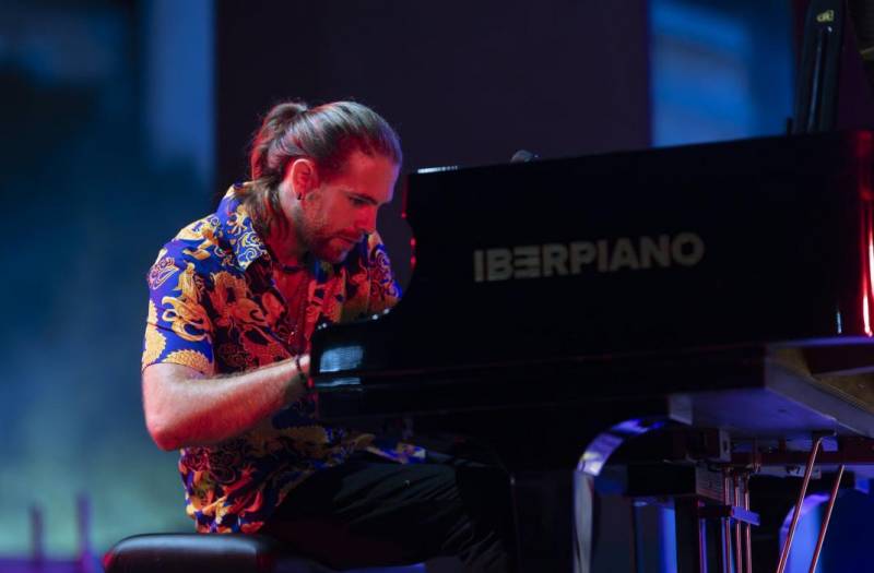 February 1 Andrés Barrios live in concert as the jazz season at Aguilas casino begins