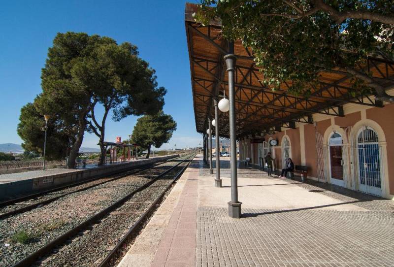 Totana railway station