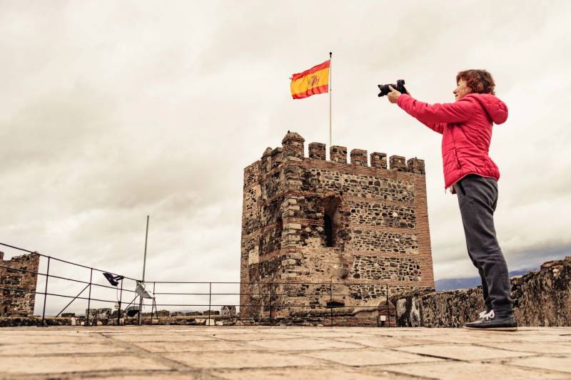 Spanish News Today Editors Roundup Weekly Bulletin Feb 13