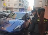 Two Lithuanians arrested in Torrevieja for stealing high-end car in the UK