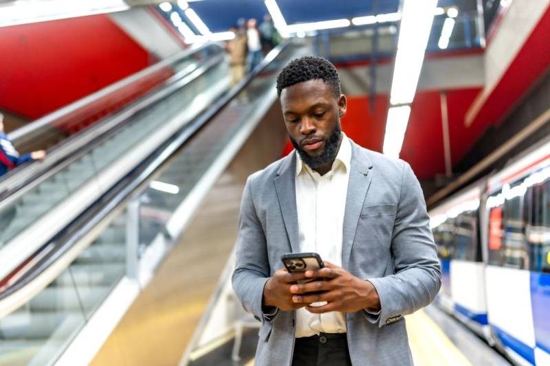 Living in Murcia: The best tools for staying connected when you travel abroad