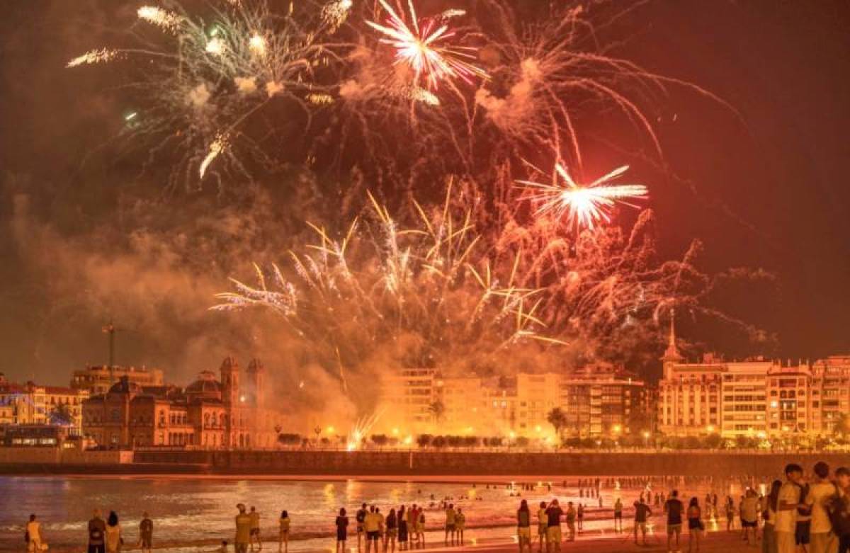 Bonfires, heatwaves and safety drones: how Spain is celebrating Noche de San Juan tonight