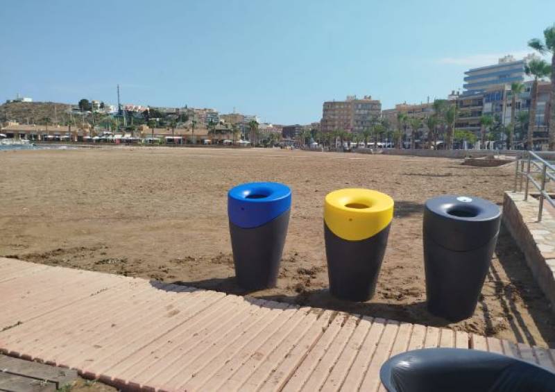 New recycling bins installed on Mazarrón beaches