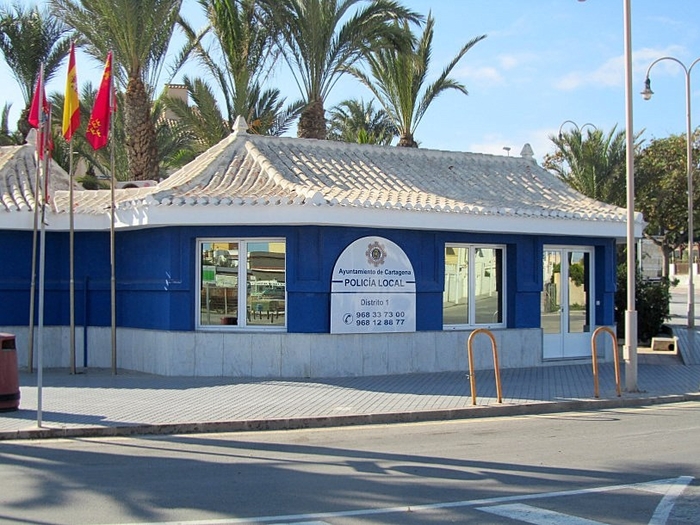 Policía Local and Guardia Civil in Cabo de Palos