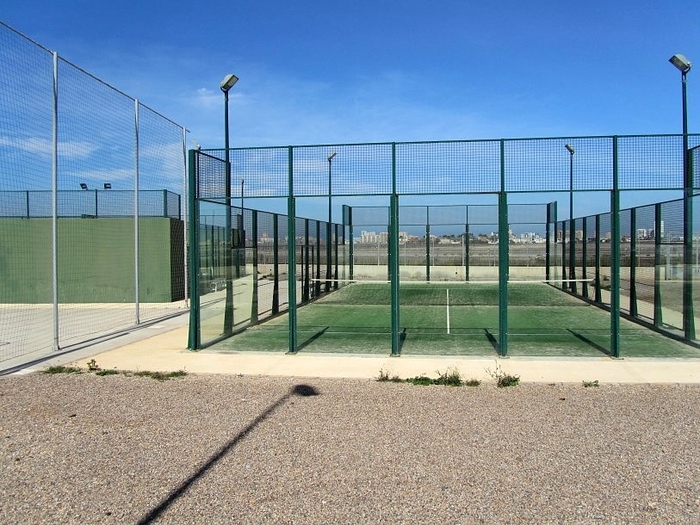 Sports facilities in Playa Paraíso (Playa Honda)
