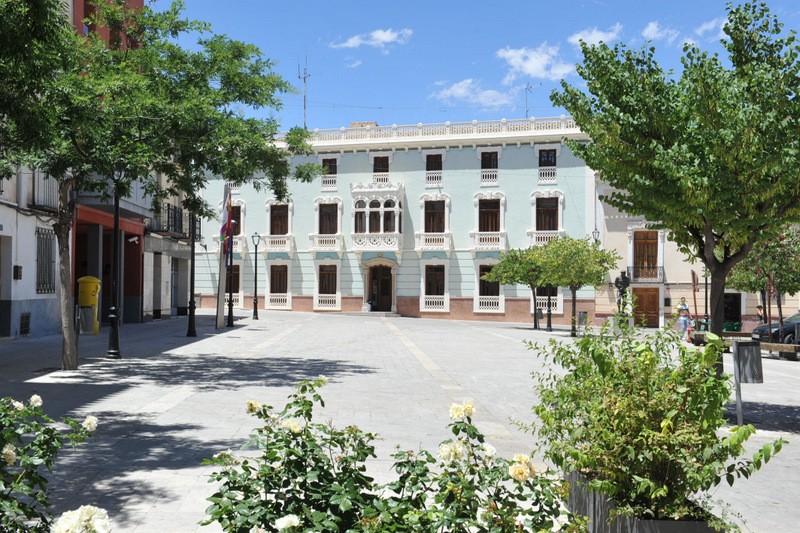 The Plaza de España, the main square in the centre of Bullas