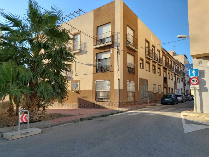 <span style=font-weight:300;font-family:lato;color:#0083c1;>€85000  </span>Apartments for For Sale Murcia - <span style=color:#036;font-size:16px;font-family:roboto>Murcia Property Services</span>