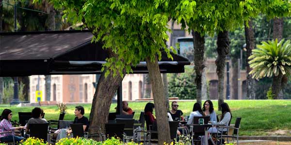 Descanso en las compras por el centro