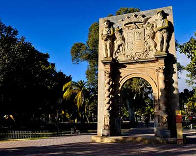 Puerta de las bombas